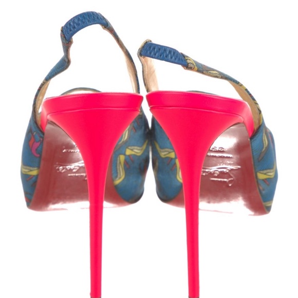 ***Sold***Christian Louboutin 35.5 - Picture 3 of 10